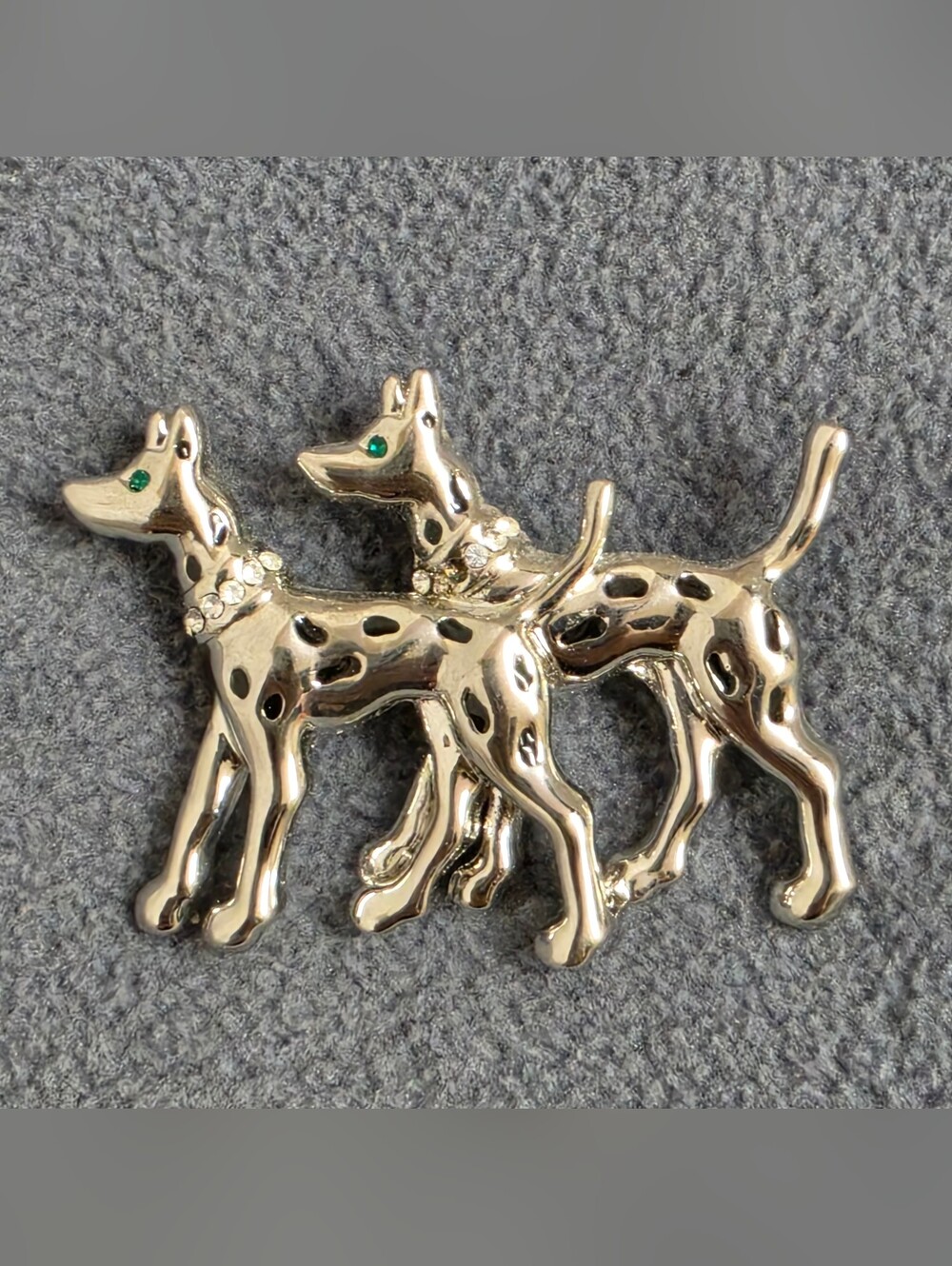 Pair of Spotted Dogs Brooch Silver Tone Green Eyes Rhinestone Collars New